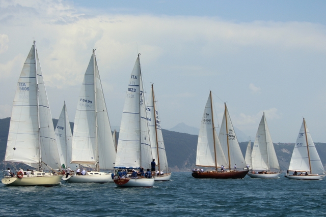 Vele_dEpoca_nel_Golfo_in_regata_Foto_Maccione